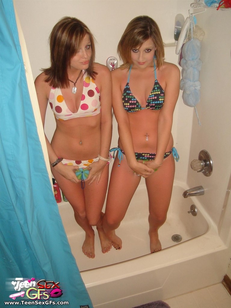 Amateur teen girlfriends in mini bikini #78569048