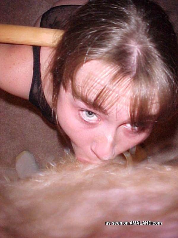 Giving a kinky bj
 #68104150