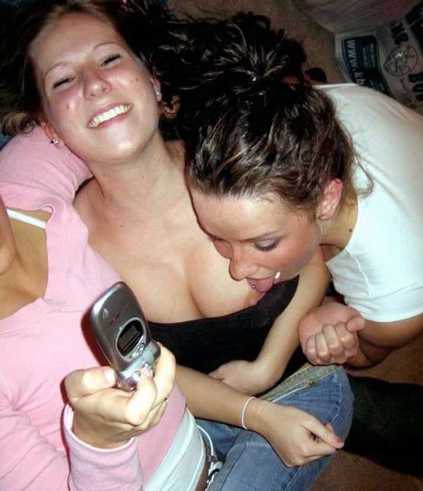 Wirklich betrunken Amateur Freundinnen gehen wild
 #76395279