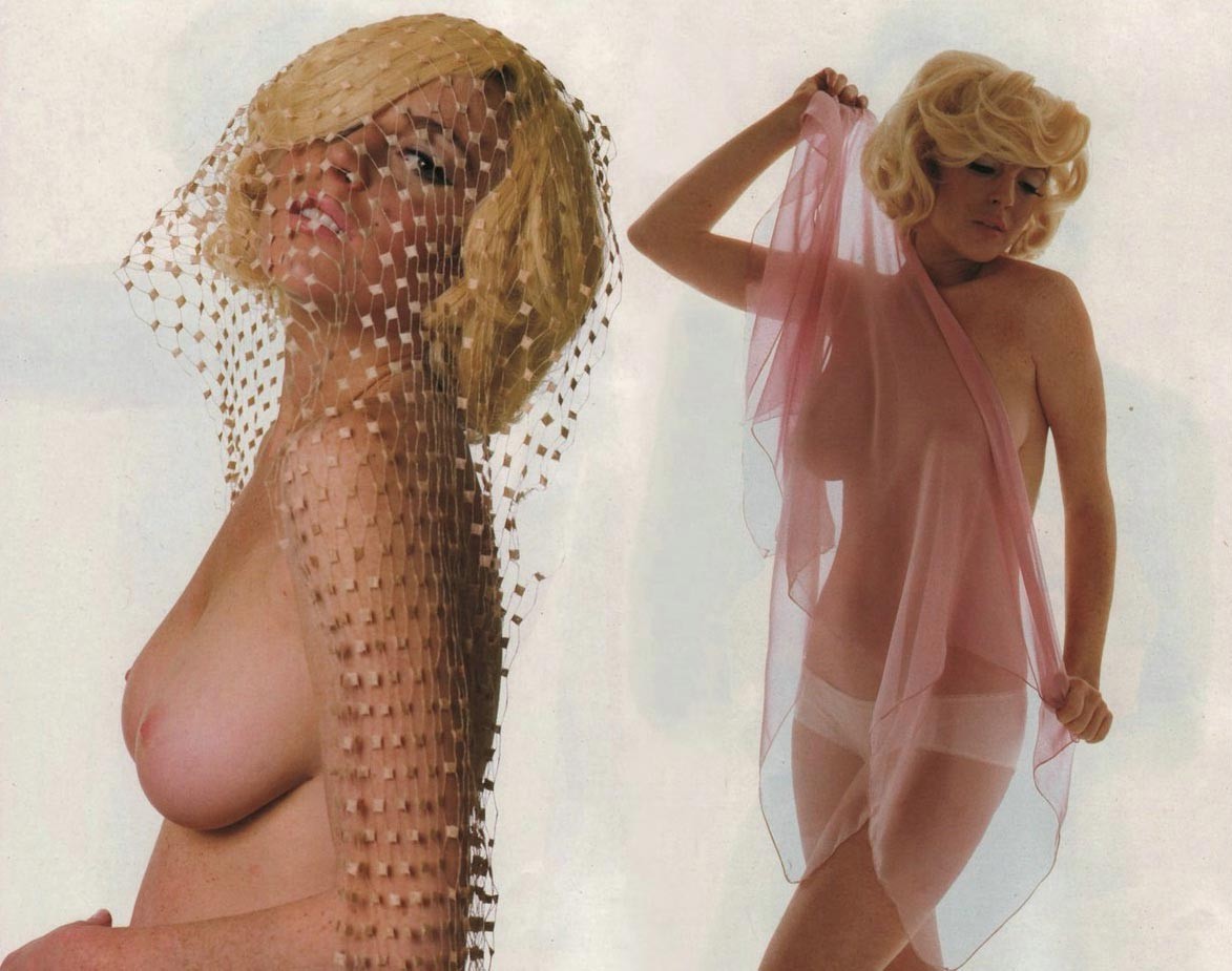 Lindsay Lohan nude breasts and great nip slip #75382914