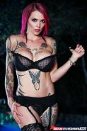 Anna Bell Peaks And Other Horny Vampires