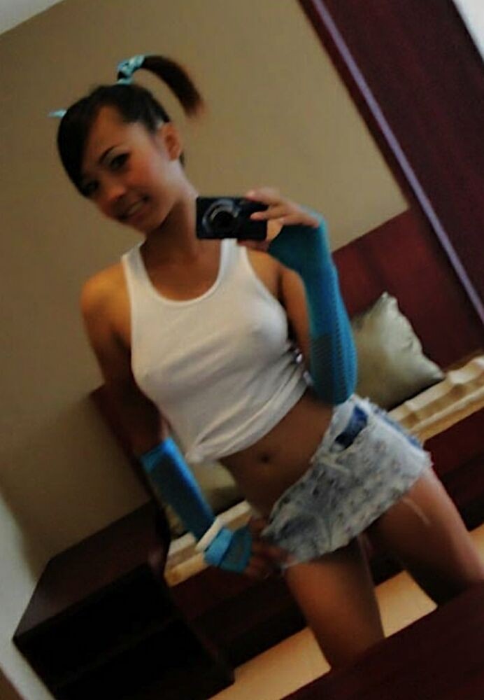 Asian gfs are posing for the camera page 35 #67765397