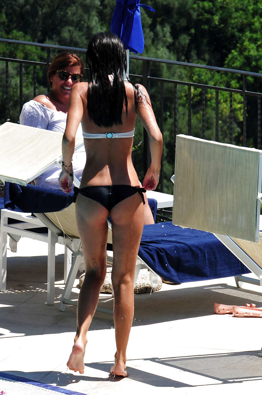 Katy Saunders showing her fantastic ass in bikini on pool paparazzi pictures #75295009