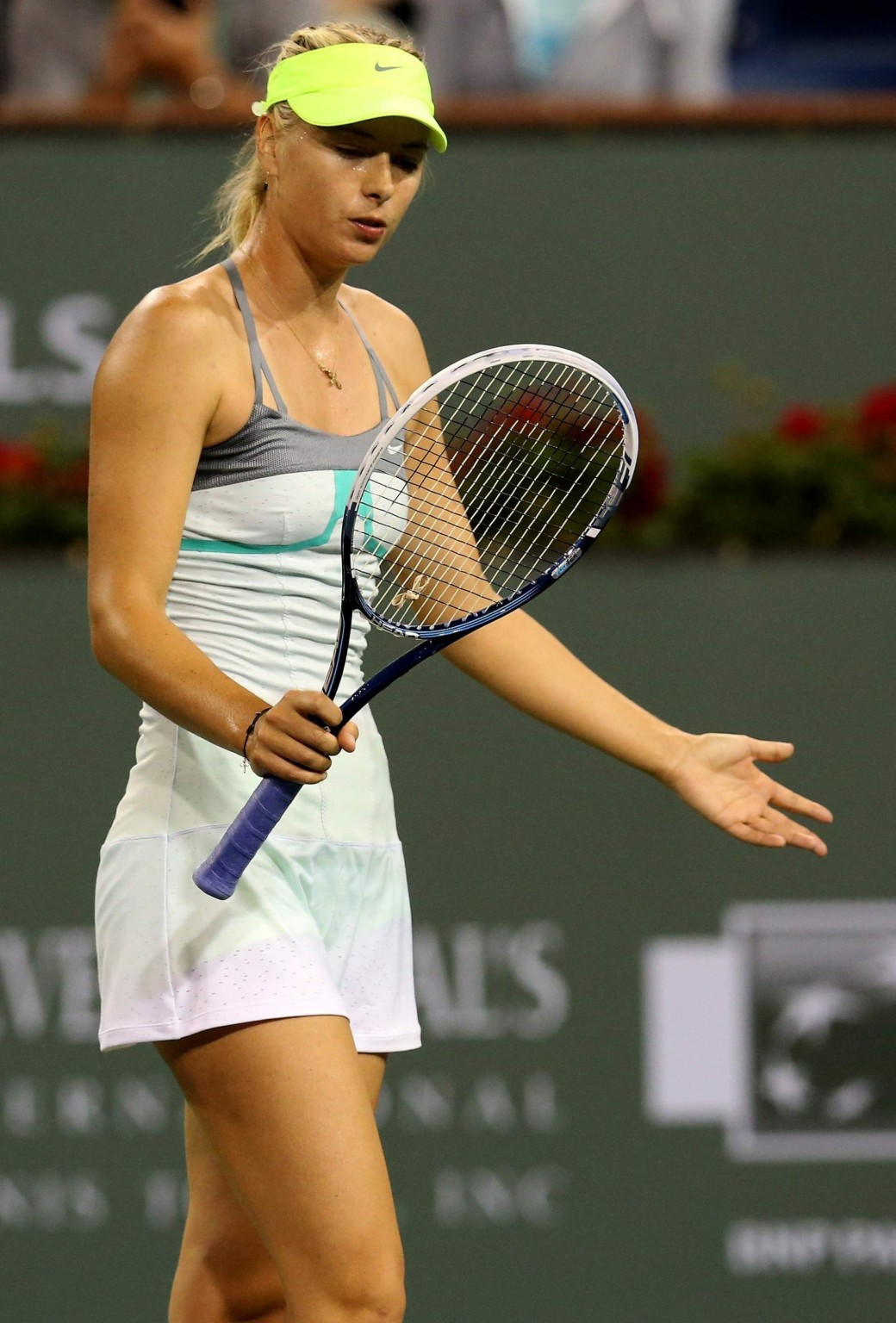 Maria sharapova upskirt bei den bnp paribas open in indian wells
 #75238726