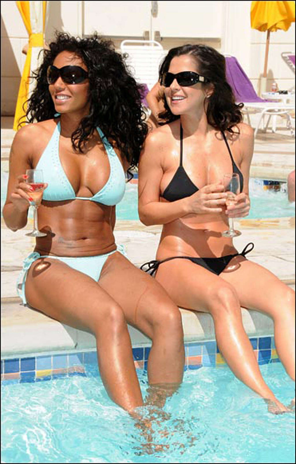 Melanie Brown exposing sexy body and huge boobs in bikini on pool #75325838