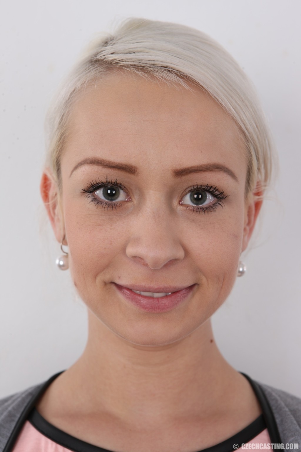 Rubia caliente en sesión de casting
 #67220761