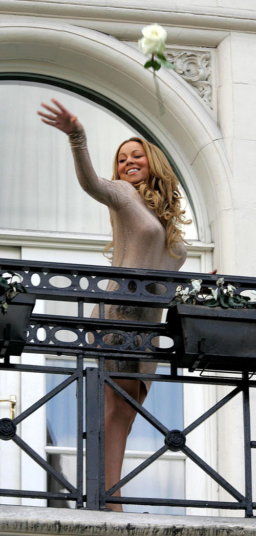 Mariah Carey showing her pussy and tits slip paparazzi pictures #75392813