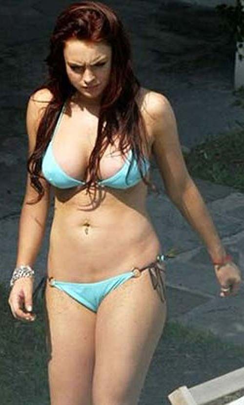 Lindsay Lohan very sexy bikini and nipple slip paparazzi photos #75280028