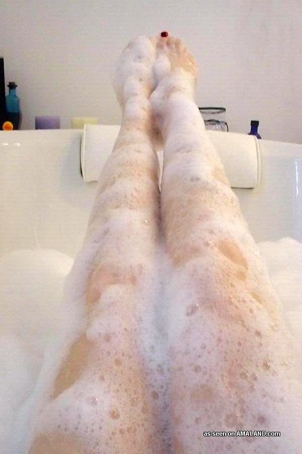 美味しそうな日本のダーリンはサッキーが大好き
 #69870424