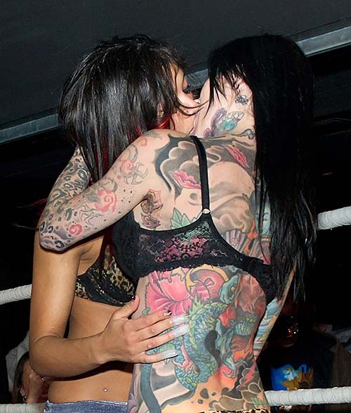 Michelle Bombshell showing her sexy tattooed body and lesbian kiss #75276514