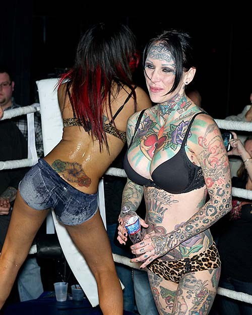 Michelle Bombshell showing her sexy tattooed body and lesbian kiss #75276533