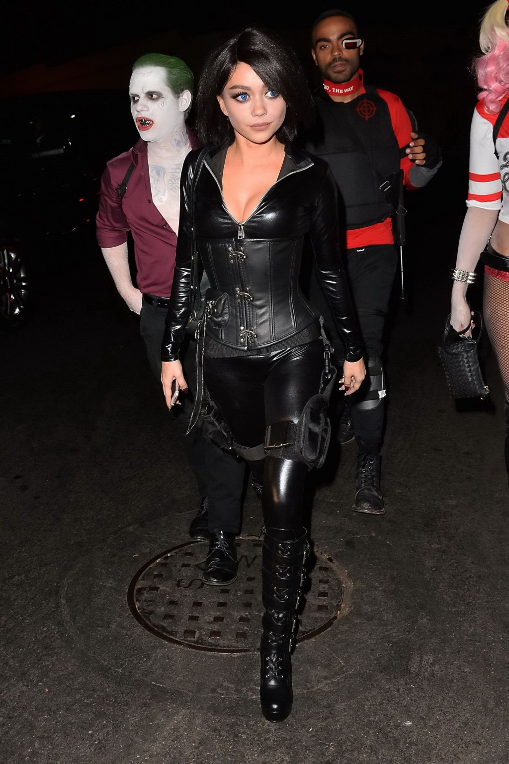Sarah Hyland stunning in tight black leather for Halloween #75150492