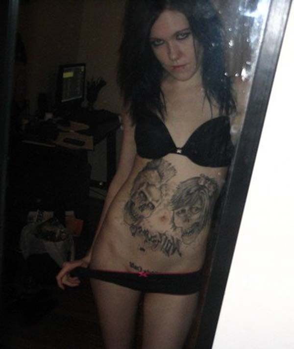 Hot and sexy amateur goth babe #68299932