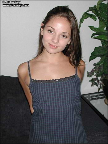 Morena moistness exposicion
 #75107147