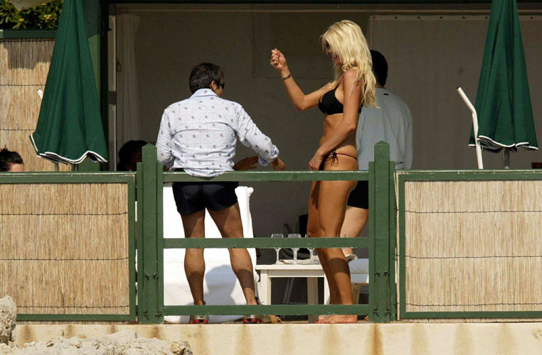 Victoria Silvstedt pussy exposed and topless paparazzi pictures #75440271