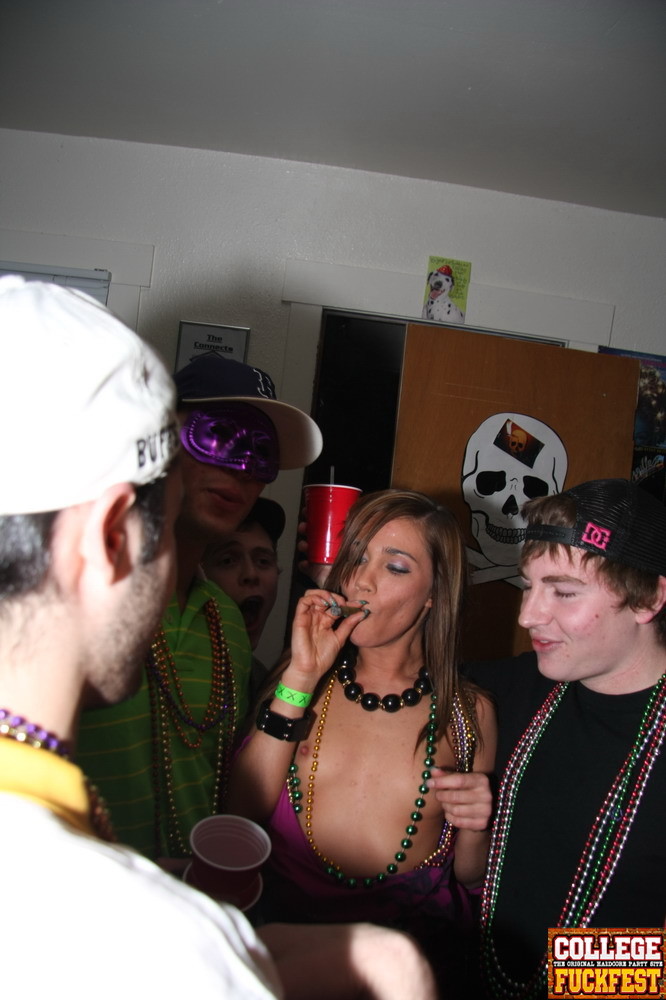 Drunk horny college girl gets fucked at the Mardi Gras Party #75703121