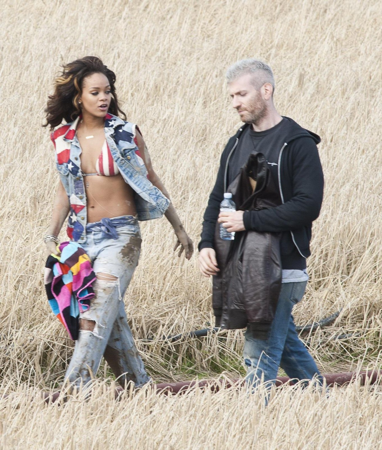 Rihanna braless in sehen durch top schießen ein musik-video in ireland
 #75287138