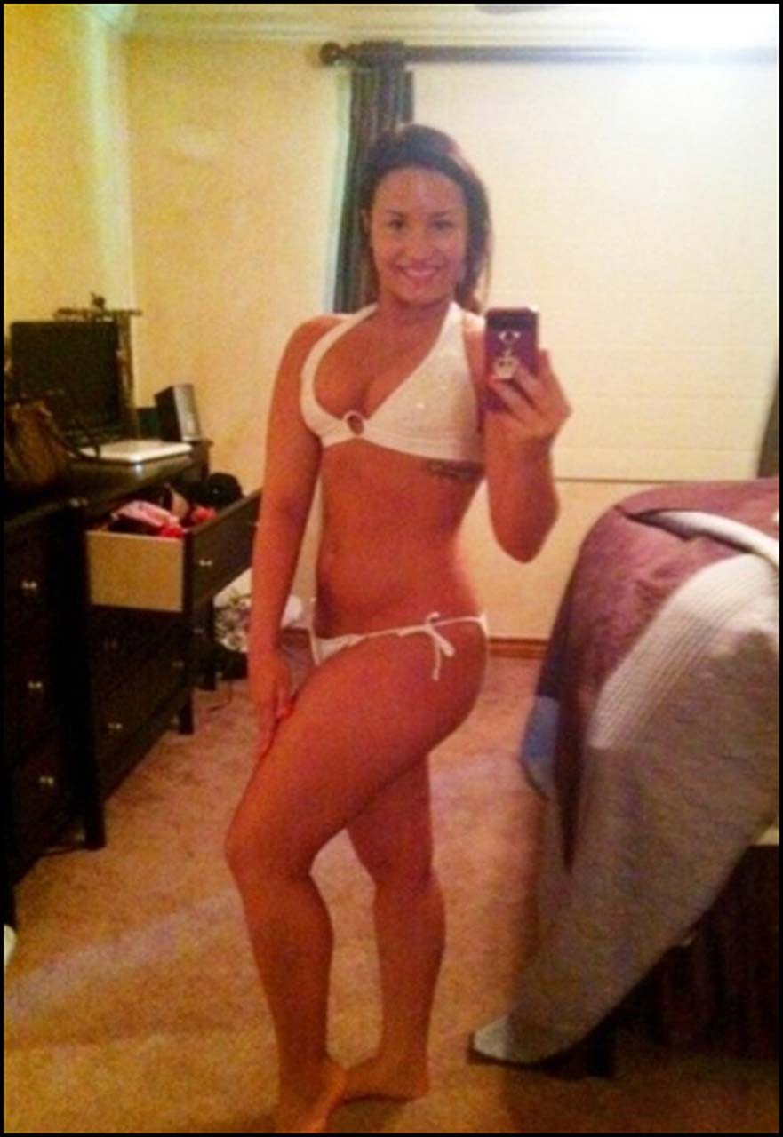 Demi Lovato exposing her sexy body in underwear on private photos #75303856