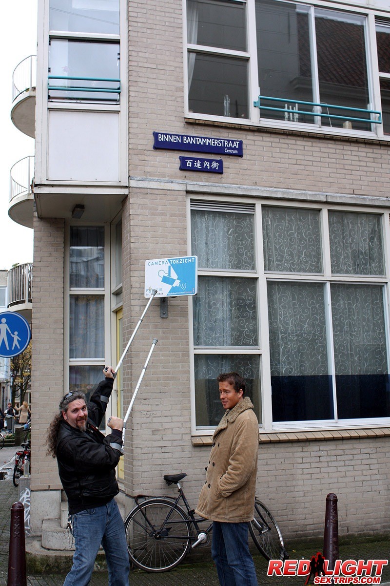Portugiesischer Tourist will eine böse Schlampe Hure, um wild zu ficken
 #69203363
