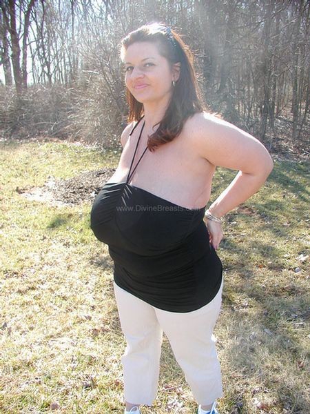 Maria Moore Nudist Big Tits Flasher #67443178