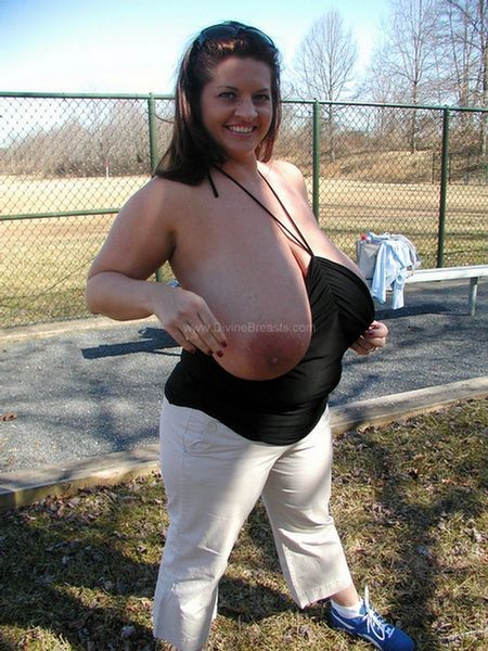 Maria Moore Nudist Big Tits Flasher #67443210