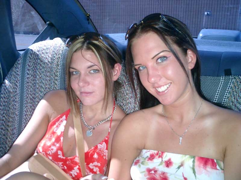 Versteckte Cam-Aufnahmen von betrunkenen Paaren, die in einem Taxi ficken
 #79370832