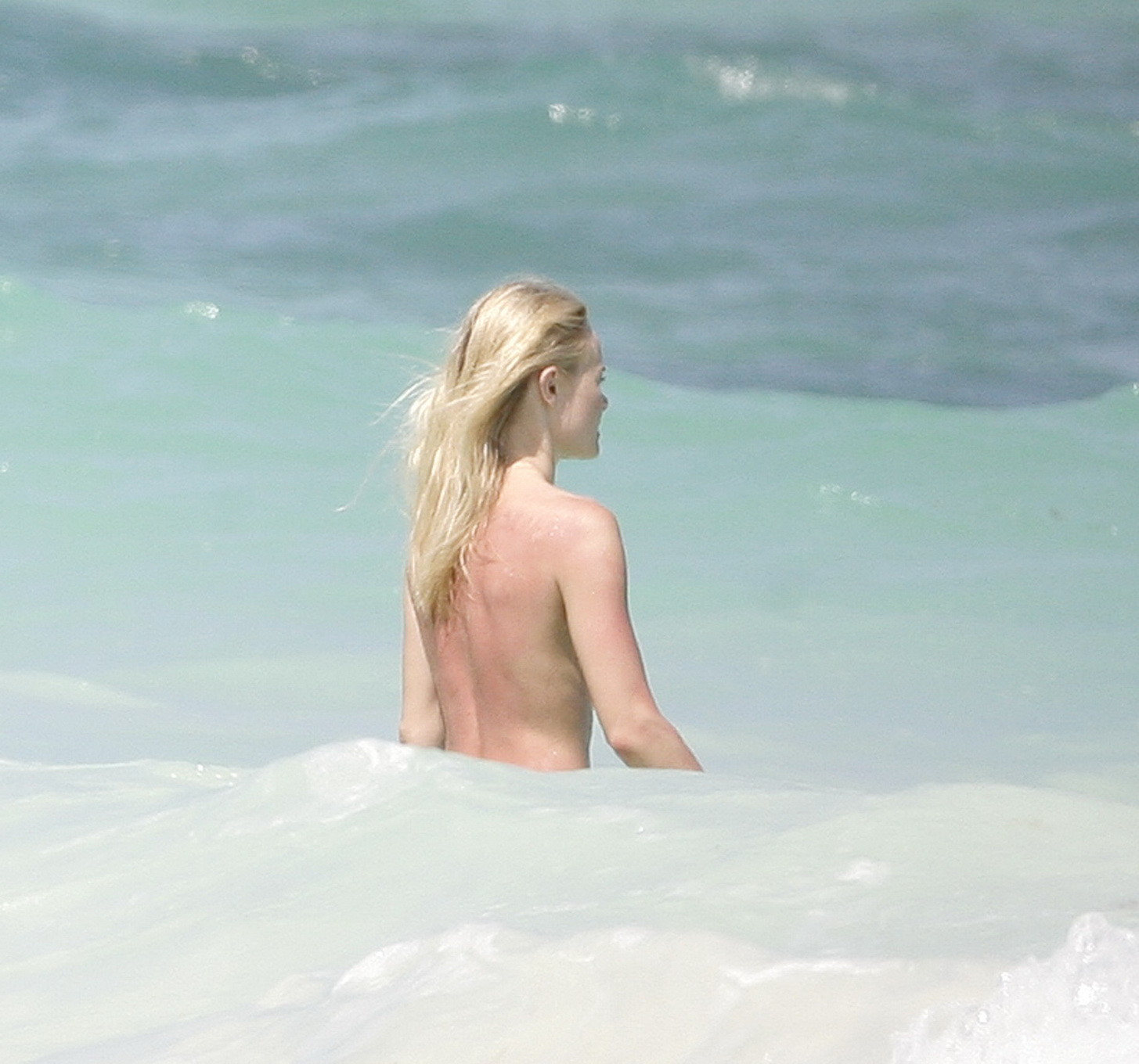 Kate Bosworth topless on the beach in Mexico but stupid paparazzi caught almost  #75308755