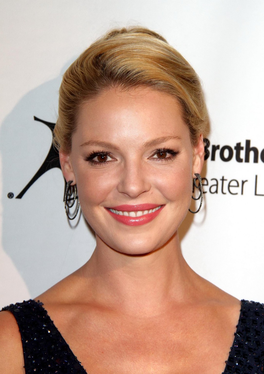 Katherine Heigl showing cleavage at Big Brother Big Sister Big Bash in Beverly H #75182772
