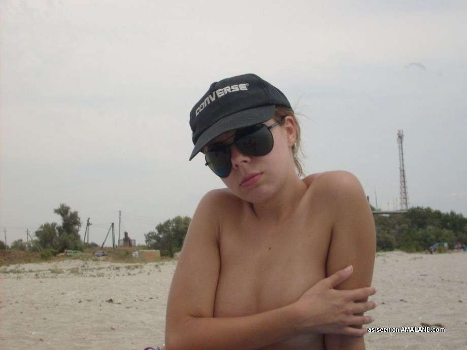 Cute amateur girlfriend in sunglasses goes topless on the beach #72313746