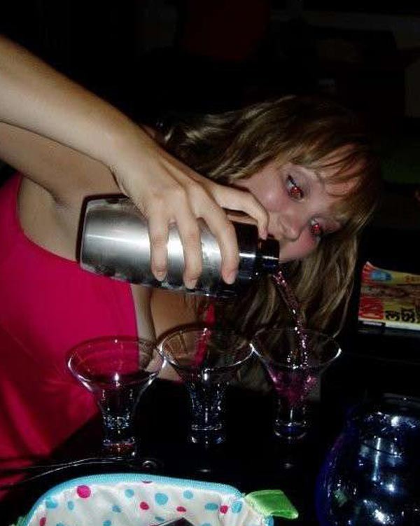 Echte betrunkene Amateur-Freundinnen werden wild
 #76397511