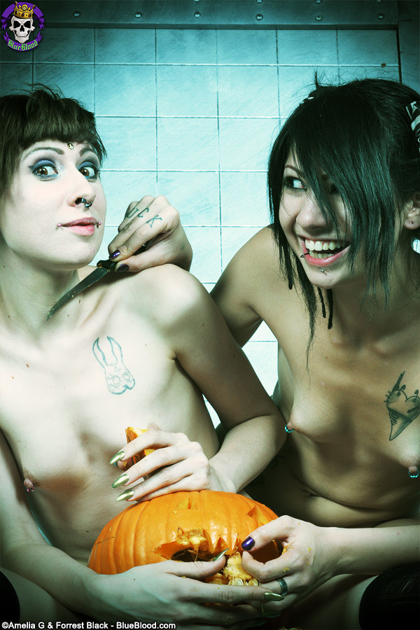 Hot petite naked Emo Goth girls carving pumpkins together #67446069