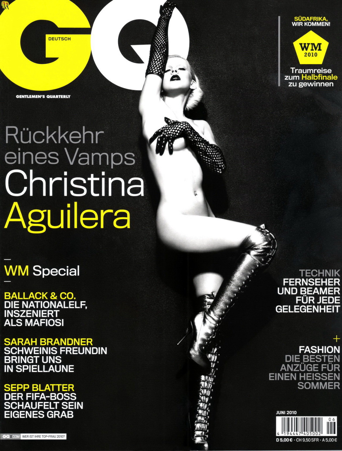 Christina Aguilera nackt aber bedeckt im Fetisch-Outfit für neue Promo-Fotosh
 #75346245