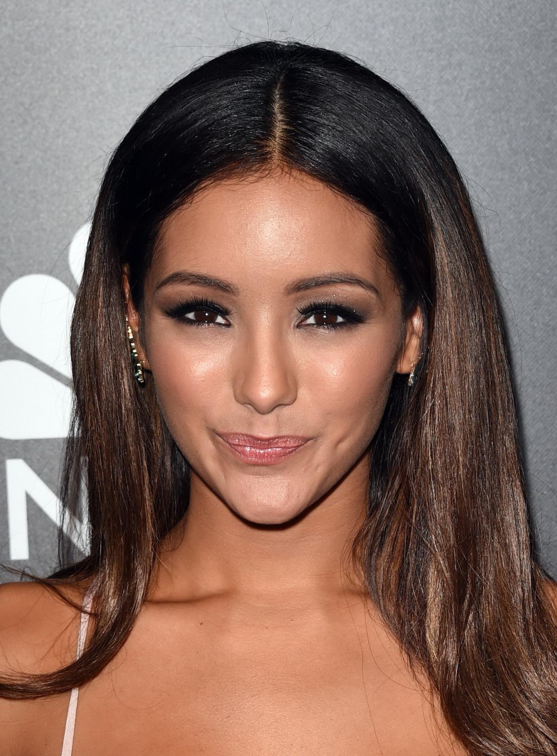 Melanie Iglesias showing huge cleavage at The PEOPLE Magazine Awards in Beverly  #75177680