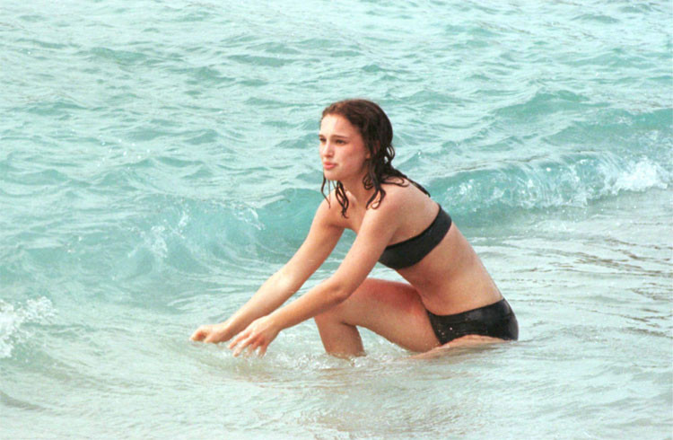 Celeb Natalie Portman in sexy bikini and topless #73207566