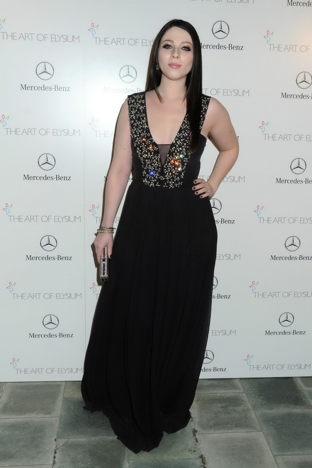 Michelle trachtenberg braless showing big cleavage at 2014 art of elysium 7th an
 #75207551