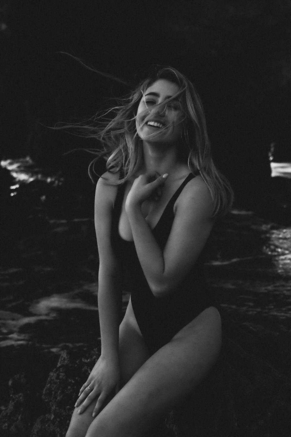 Lia Marie Johnson busty in black and green swimsuits #75147045