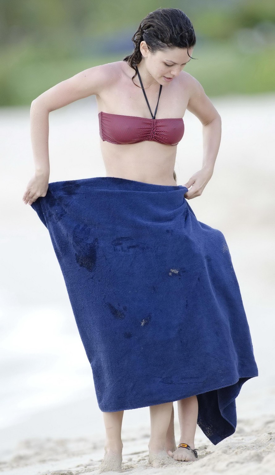 Rachel Bilson mostra le tette indossando un bikini bagnato alle Barbados
 #75307005