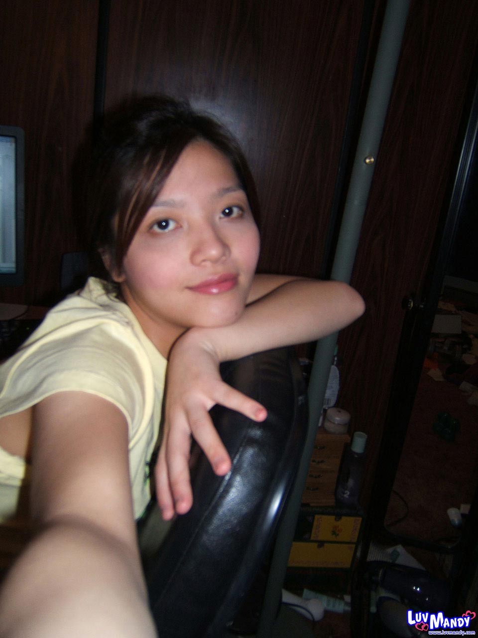 Ragazze asiatiche teenager self pics
 #69965025