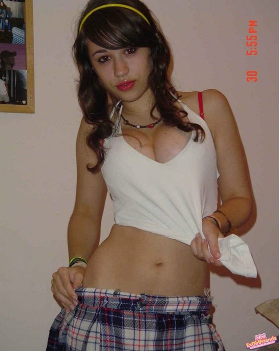 Comprobar mi exgirlfriend
 #79008615