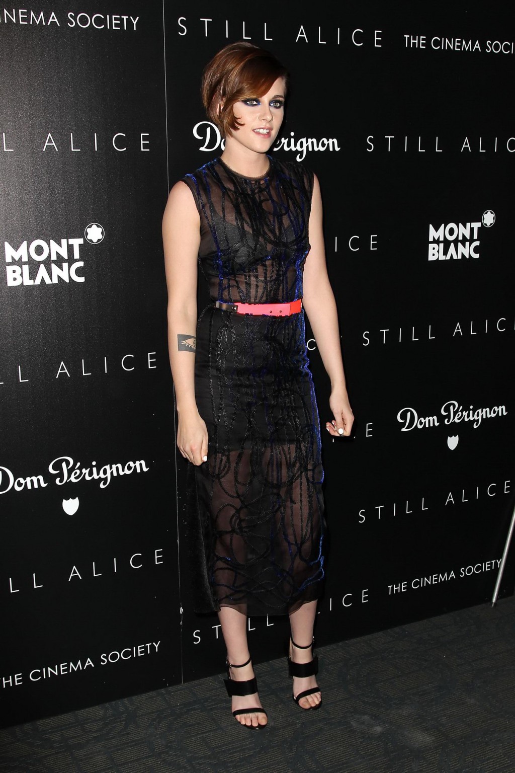 Kristen Stewart en soutien-gorge lors de la projection de Still Alice à New York.
 #75175302