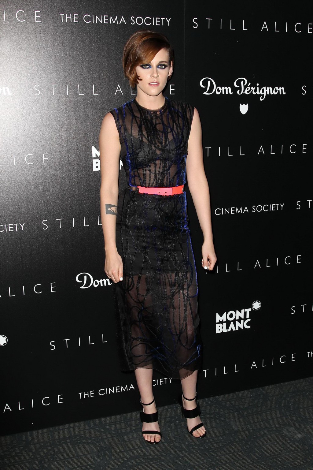 Kristen Stewart en soutien-gorge lors de la projection de Still Alice à New York.
 #75175313
