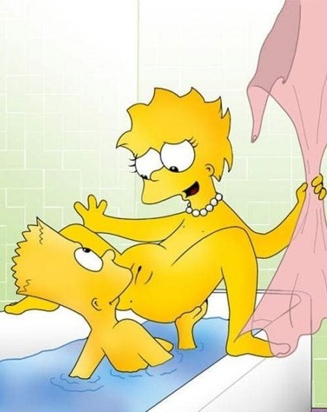 Marge recibiendo un tratamiento brutal y recibiendo un soplo en la espalda
 #69633724