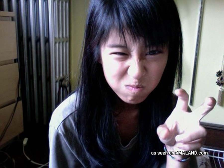 Fotos de amateurs asiáticas sensuales
 #68222454