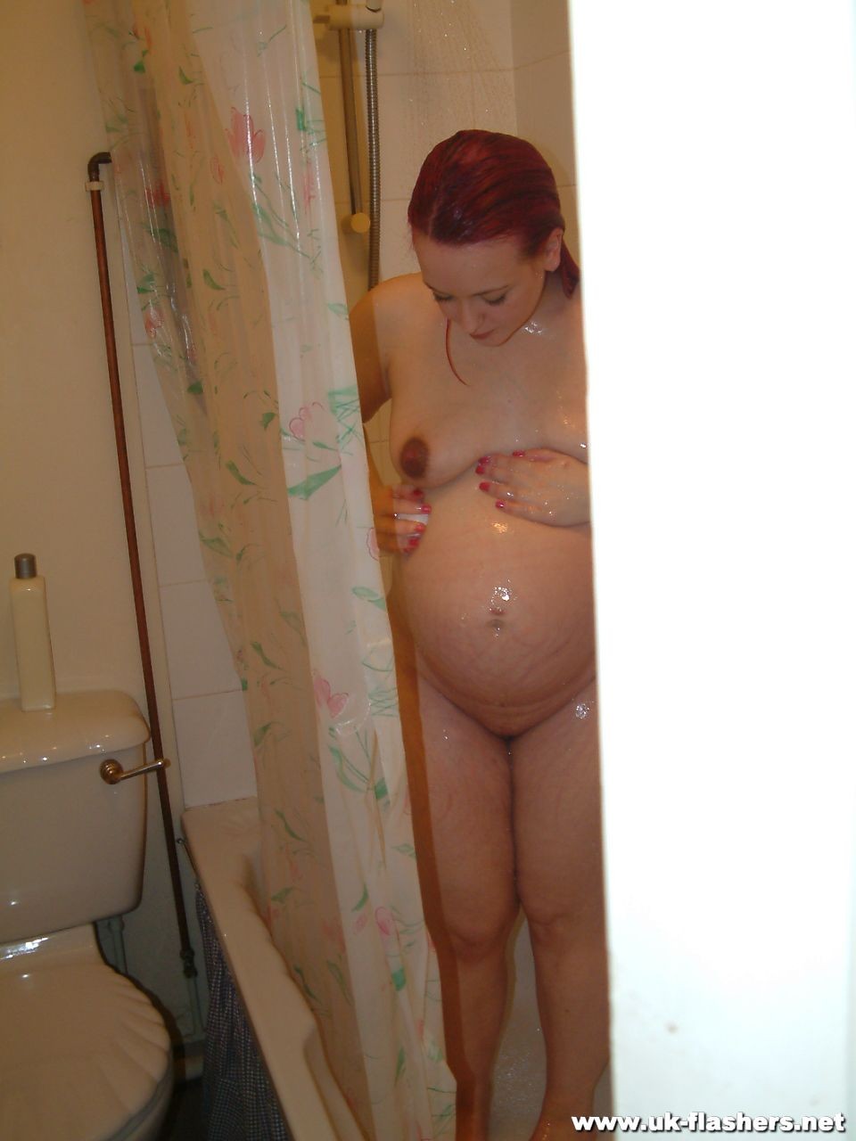 Pregnant amateur voyeurs secret showering and redheaded ex girlfriends spy foota #76458646