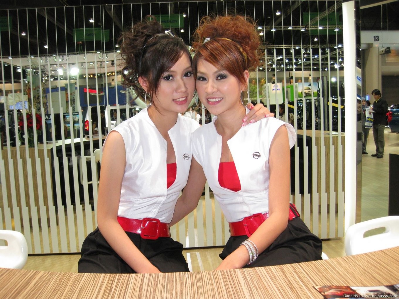 Sexy thailändischen Huren Verbreitung perfekte Blase butts Esel gefickt hart asiatischen Schlampen
 #67974105
