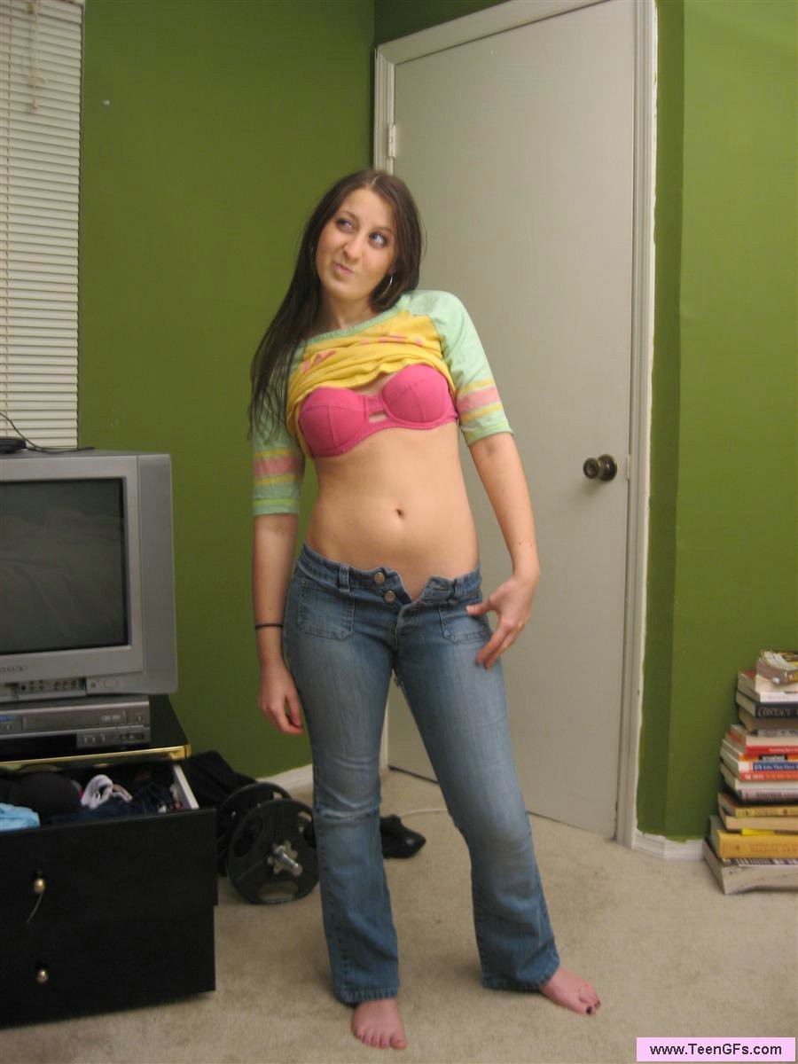 Cute amateur teen GF plays dressup in homemade pix #78666568