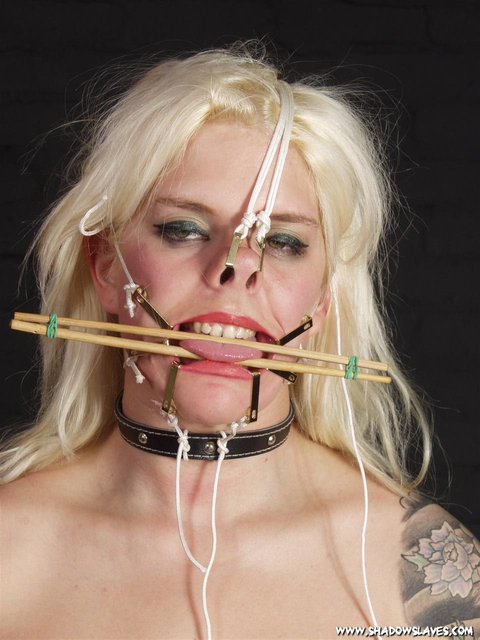 Humiliating face torture and nose bondage fetish of enslaved busty blonde in tit #72081616