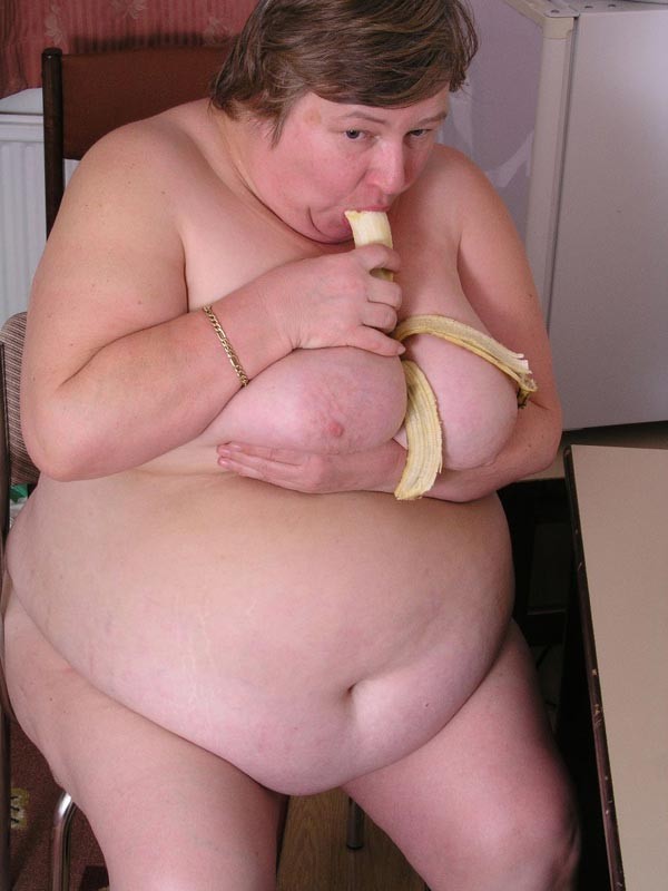 Bbw granny with big boobs eating bananas #75569023