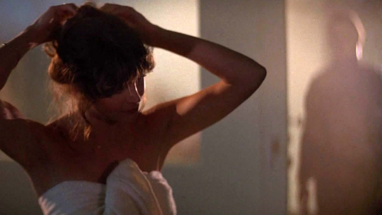 Pamela susan che mostra le sue belle grandi tette e scopare duro in scene di film nudo
 #75315016