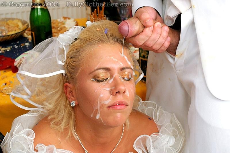 Weddingparty turns into orgy with a cum bridal shower #73894459